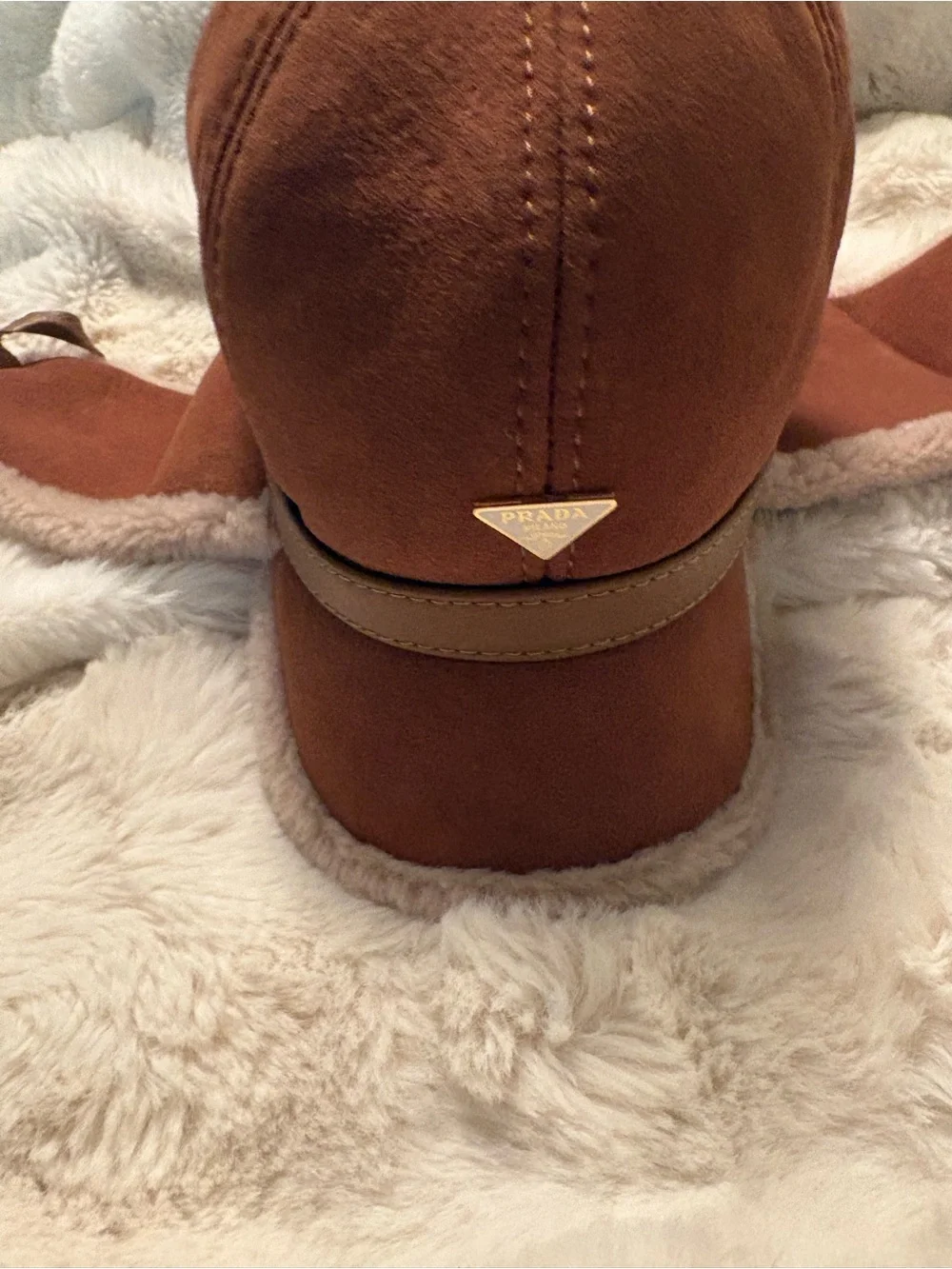FaSHION Suede Shearling-Trim Brown Winter Cap